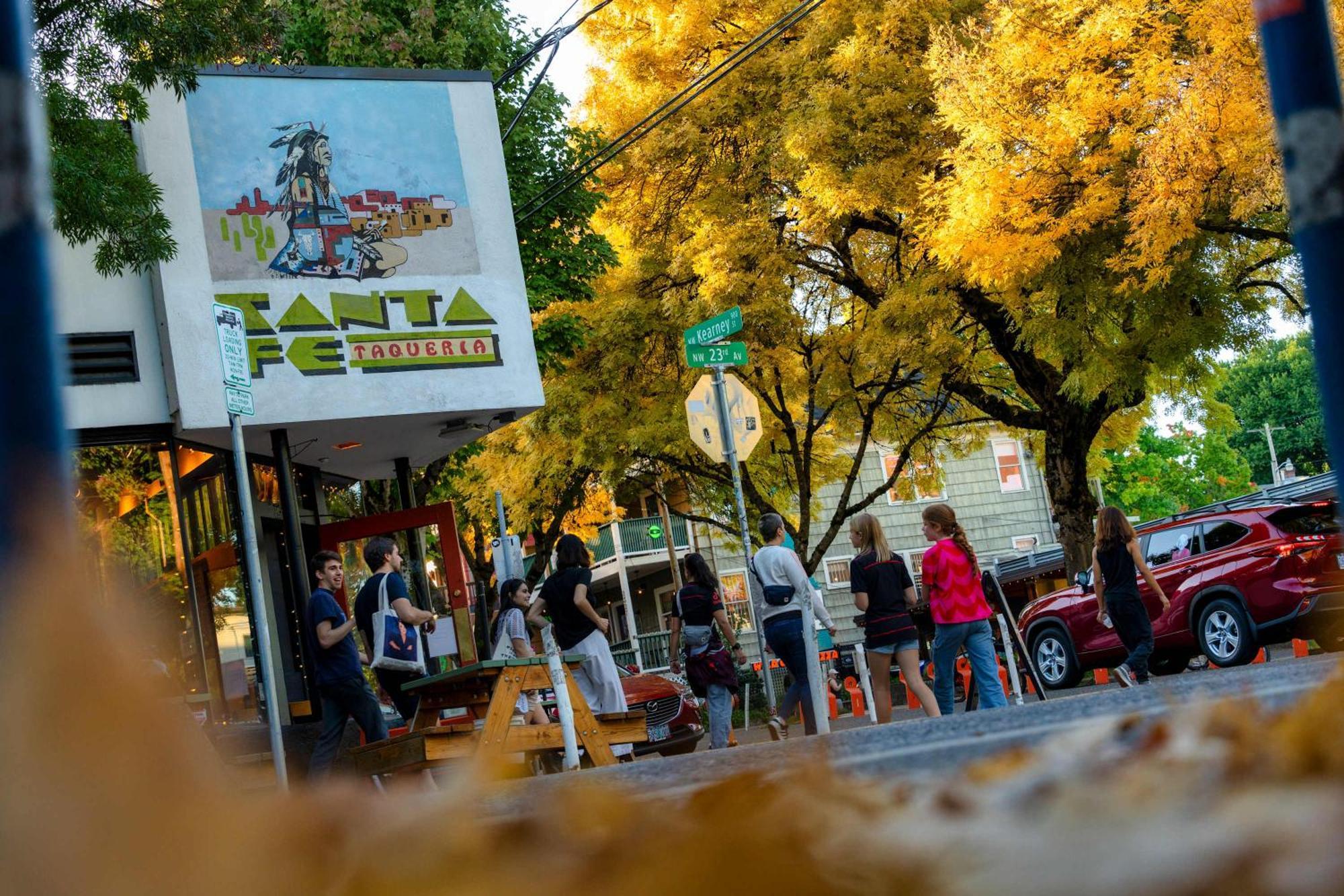 - The Tournesol Suite- Leisurely Strolls On Nw 23rd Portland