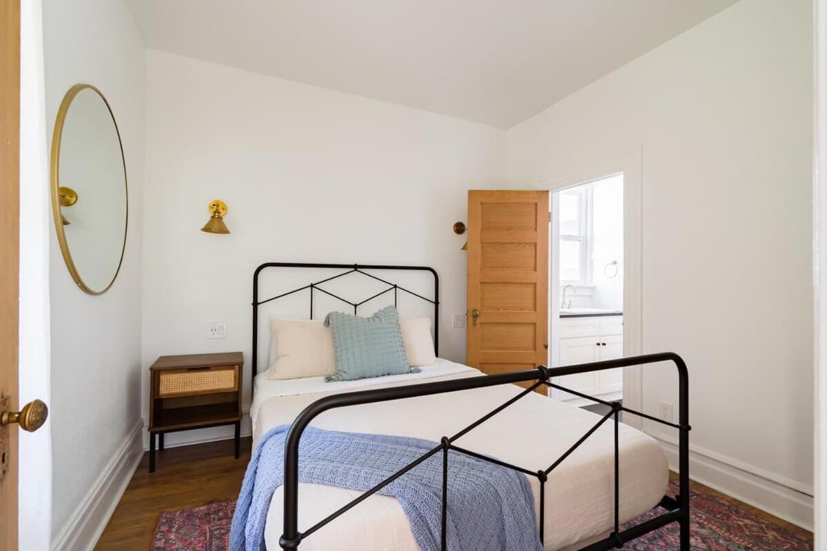 Apartment - The Tournesol Suite- Leisurely Strolls On Nw 23rd