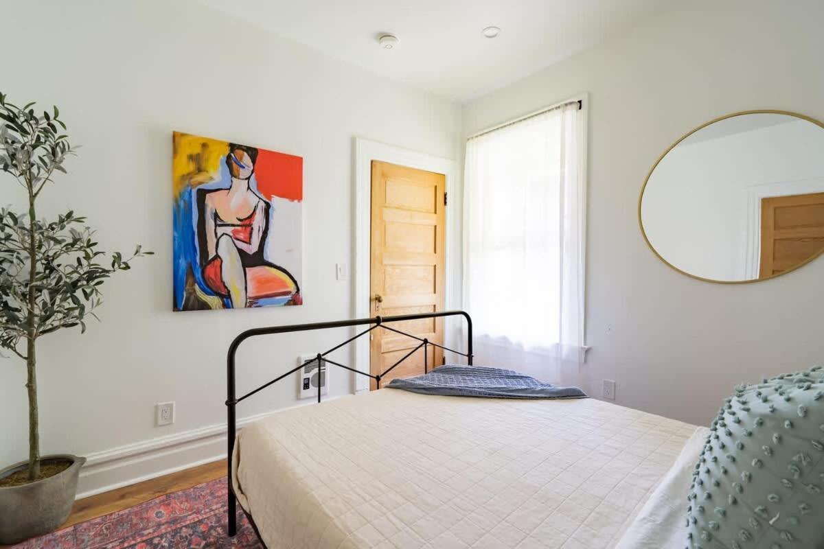 - The Tournesol Suite- Leisurely Strolls On Nw 23rd Apartment Portland
