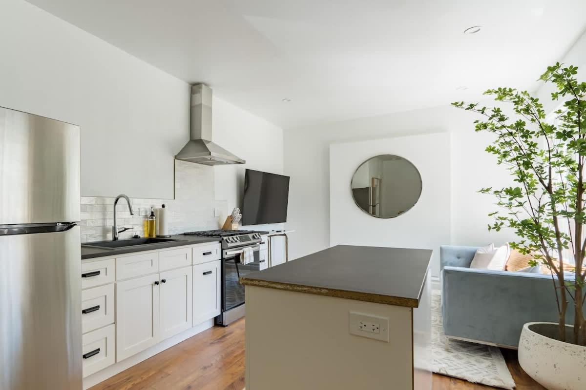 - The Tournesol Suite- Leisurely Strolls On Nw 23rd